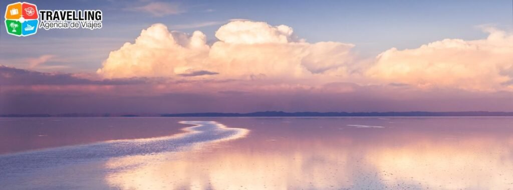 Salar de Uyuni Salar de Uyuni, Bolivia